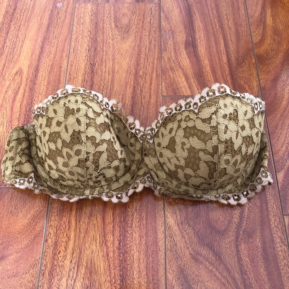 Victoria's Secret Strapless Body by Victoria Bra
